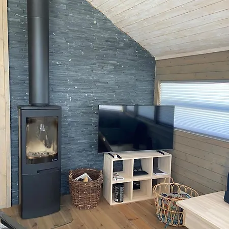 Hito - Between And Eggedal